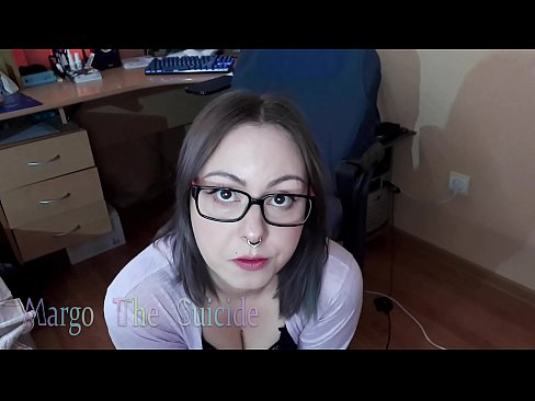 ❤️ Сексуальна дівчина в окулярах глибоко відсмоктує дилдо на камеру ❤️❌ Чортове відео  на uk.tubesexer-com.ru ❌️❤