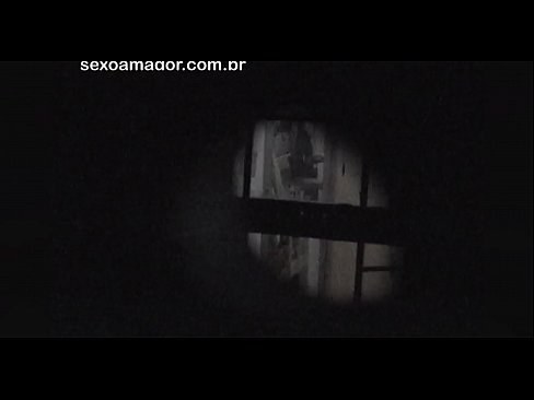 ❤️ Блонді таємно знімає на відео сусідський вуайерист, прихований за порожнистими цеглами ❤️❌ Чортове відео  на uk.tubesexer-com.ru ❌️❤